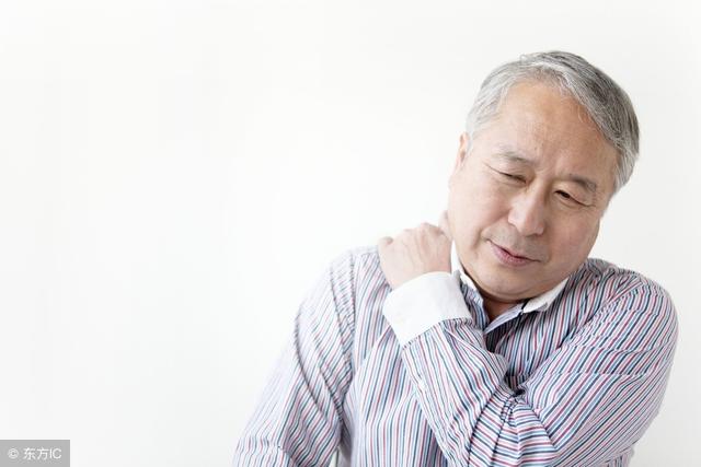 早年拋妻棄子，老了之後要兒子養老，兒子：先把我的撫養費給我！
