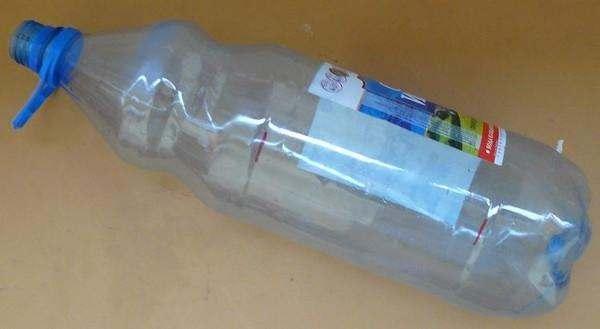 老婆用飲料瓶做了個收納盒，還騙我說是買的！簡單實用太妙了  