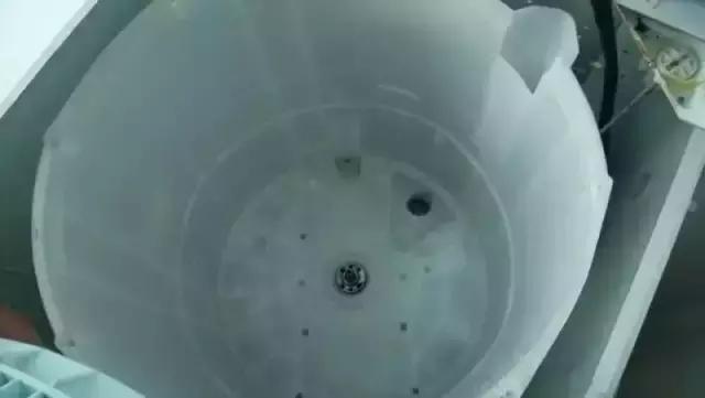 洗衣機用久了洗衣服洗不乾凈？教你一招輕鬆除菌，衣服越洗越潔凈！ 