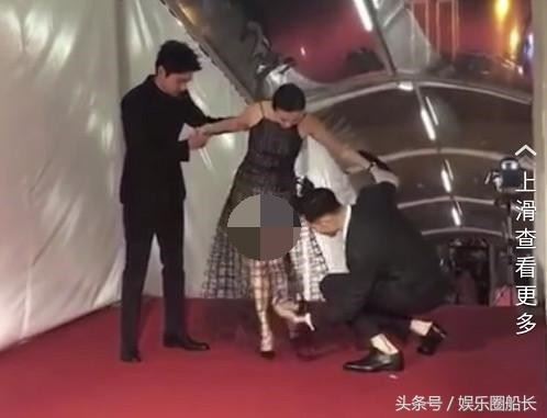 劉嘉玲意外踩到裙子，看阮經天是怎麼做的！劉嘉玲這穿著走紅毯，網友說沒第二個人敢穿！