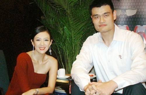 沒事別和姚明合影！陳喬恩尷尬，楊冪章子怡最機智，最後一位是真服氣！