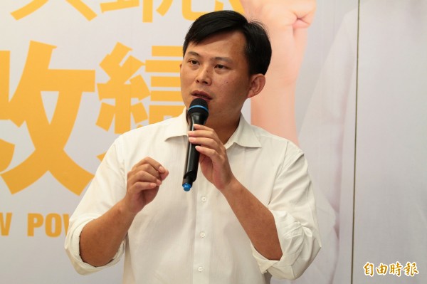 蔣月惠被議長叫31號 黃國昌挺：誰叫你白目破壞大團結 