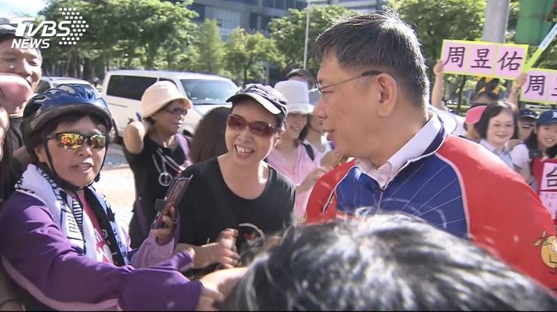 ​​​​​​​首現死亡交叉！　藍民調柯贏丁守中3%