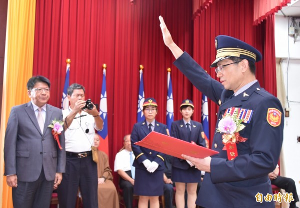 放她暴哭？ 潘孟安曾令屏縣警局長妥善對待蔣月惠，可是他確這樣做！