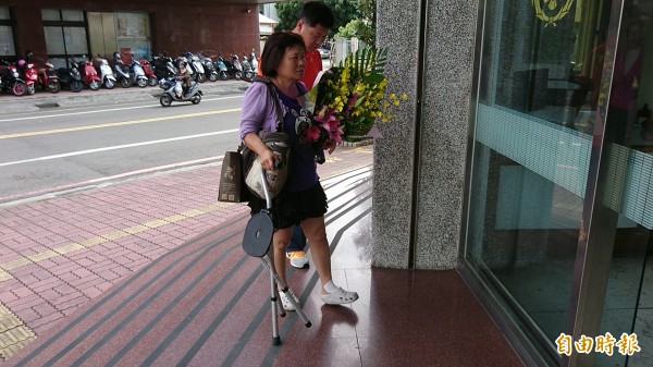 放她暴哭？ 潘孟安曾令屏縣警局長妥善對待蔣月惠，可是他確這樣做！