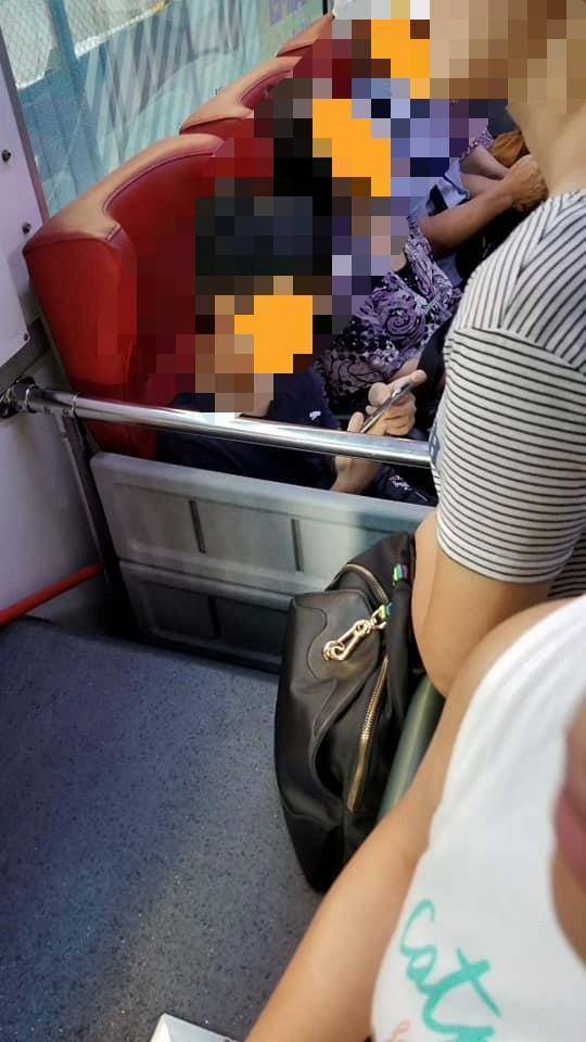 司機廣播讓座沒人理　媽拉小孩撞36周孕婦搶博愛座