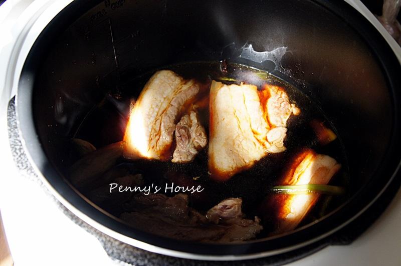 軟嫩控肉，原來這麼輕鬆簡單。帶皮豬五花食譜、滷汁製做。豆油伯伴手禮