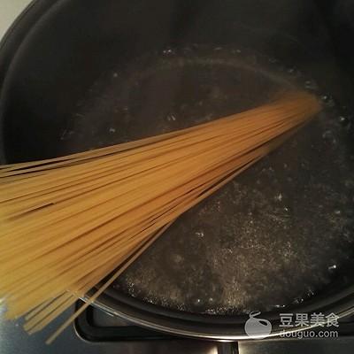 番茄意面的做法，小孩都喜歡
