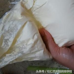 輕芝士蛋糕的做法，輕芝士蛋糕怎麼做好吃，輕芝士蛋糕的家常做法