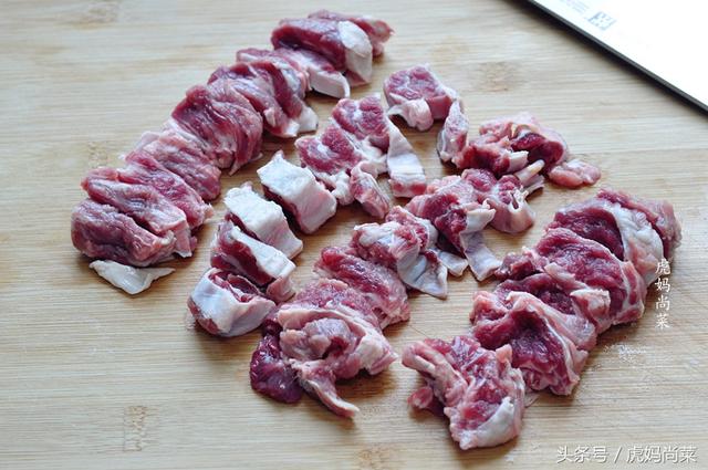 鮮嫩入味的牛肉做法，不炒不炸不開火，無油好吃到停不住
