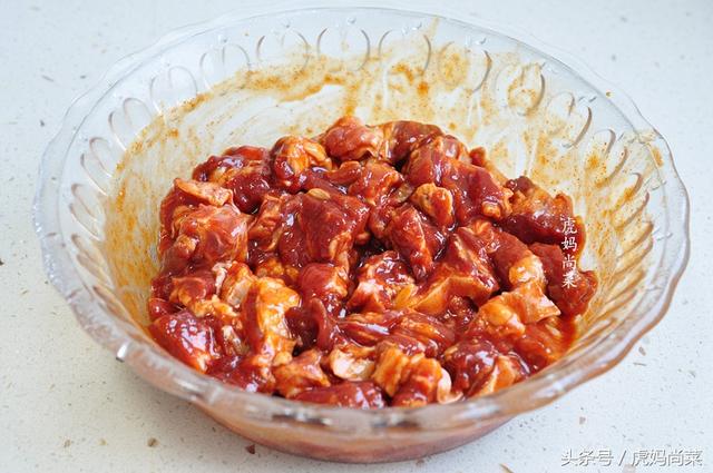鮮嫩入味的牛肉做法，不炒不炸不開火，無油好吃到停不住