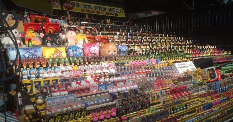 夜市最騙錢遊戲是「套圈圈」？老手大方「爆密技」 專攻這區就回本！