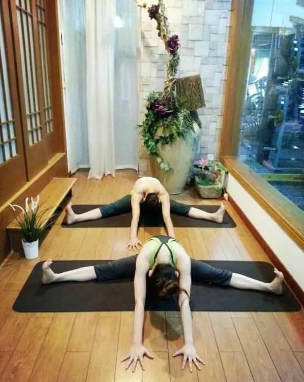 新手入門「瑜伽25式」，每天練一次，肩頸痠痛全消除！