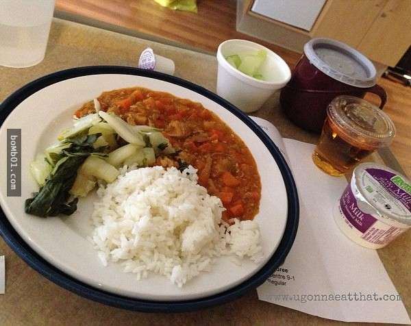 世界各地醫院的食物到底是什麼樣？看完後你也許會考慮住進醫院。