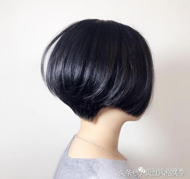 20款夏天流行清爽又俐落的「搓邊」短髮，讓你過足短髮的癮！ 