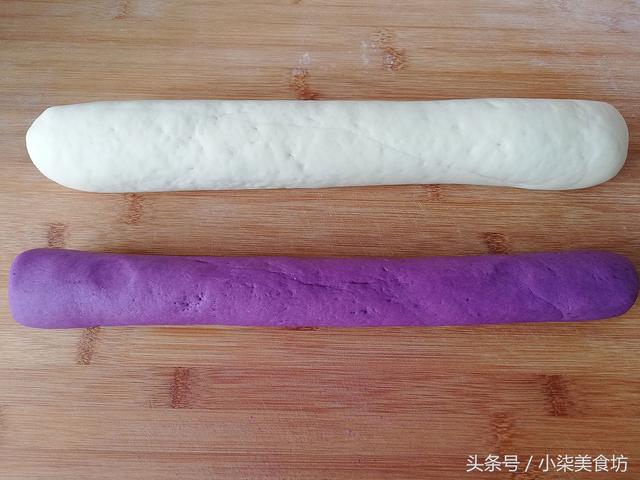 2碗麵粉，一杯牛奶，不用一滴水，教你在家做奶香紫薯小饅頭