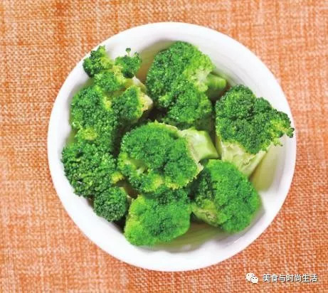 燒汁雙菇，口感豐富，味道鮮美，怎麼吃都不夠