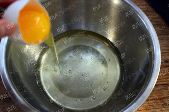 小朋友最愛吃的紙杯蛋糕，這個配方細膩有韌勁，軟糯又Q彈 