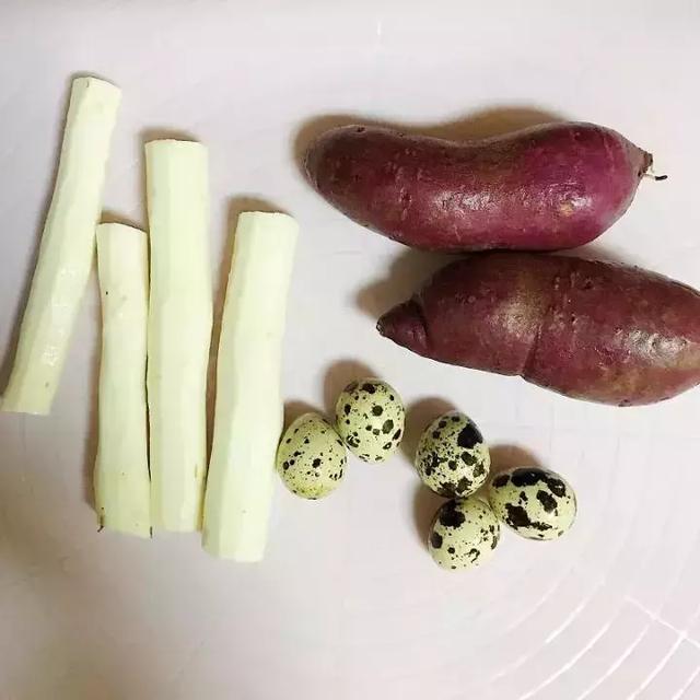 不用烤箱不用油，2款自製健康月餅，寶寶也能放心吃！