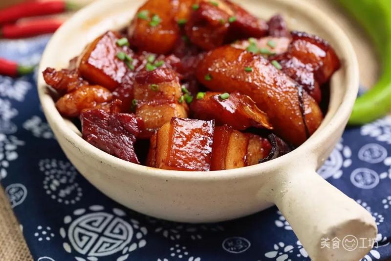 紅燒肉裡加個梨，香得一塌糊塗！