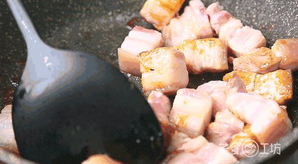 紅燒肉裡加個梨，香得一塌糊塗！