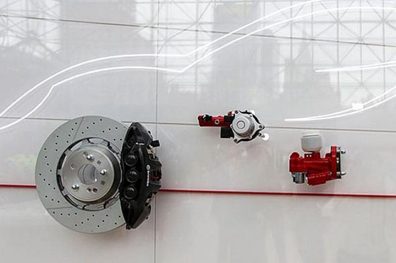 下個輕量化趨勢！Brembo 總監：電控煞車未來 10 年將成主流