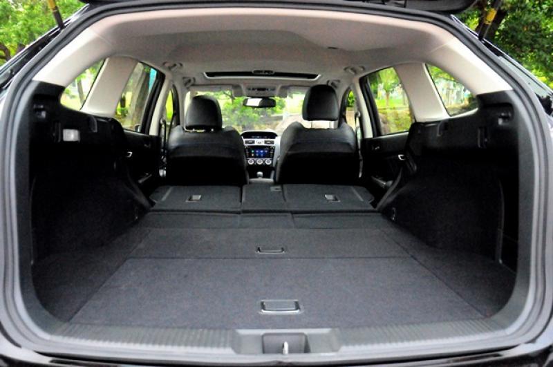 國內 140 萬以下最強旅行車！Subaru Levorg 2.0 試駕影音報導