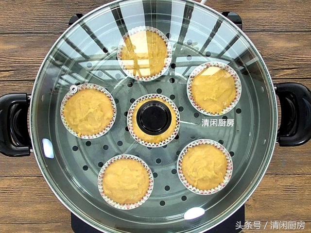 胡蘿蔔發糕的做法，天然金橙色的發糕，製作簡單，一學就會