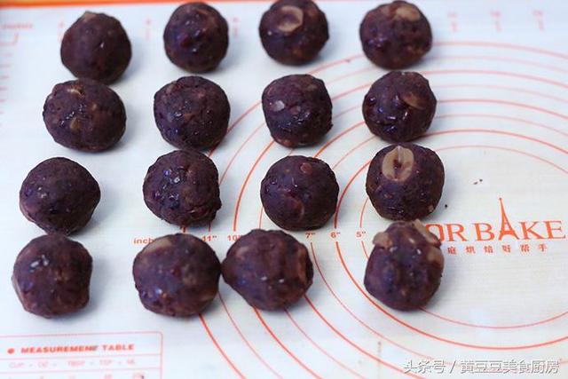 中秋月餅不用買了，教你3種做法，真材實料無添加劑，吃著更健康