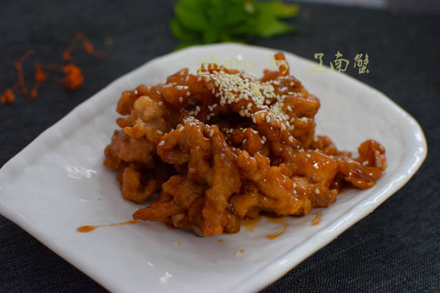 糖醋裡脊，啥時候做都很搶手，教一個簡單的糖醋汁比例