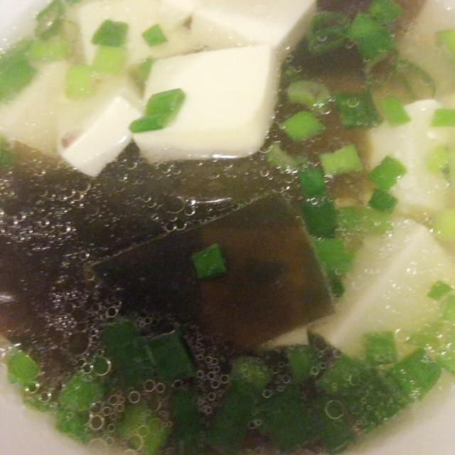 秋季喝湯好，豆腐湯的14種做法，營養又好喝，味道鮮美的不得了！