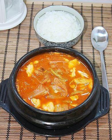 秋季喝湯好，豆腐湯的14種做法，營養又好喝，味道鮮美的不得了！