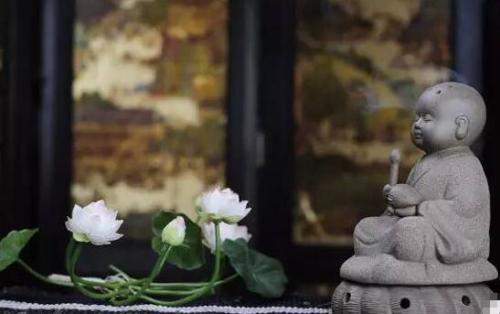 高僧告訴你，在新的一年，要注意以下四點，人生會更順利