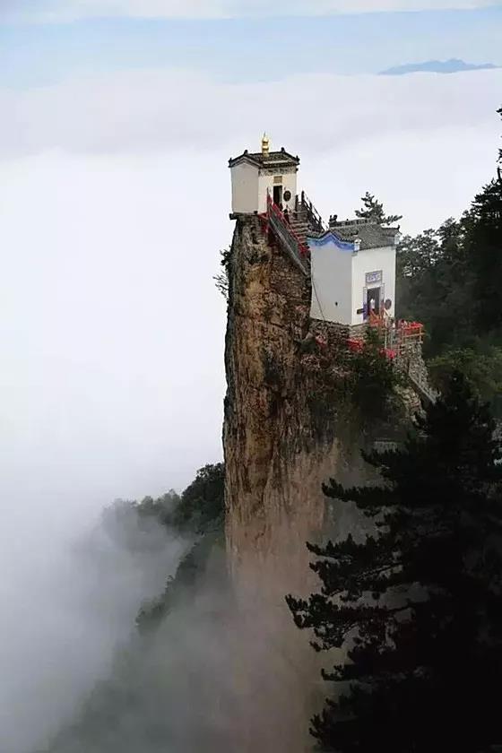 中國最險的6大寺廟，絕壁上佇立千百年，最後一座至今無人登臨