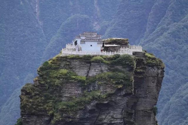 中國最險的6大寺廟，絕壁上佇立千百年，最後一座至今無人登臨