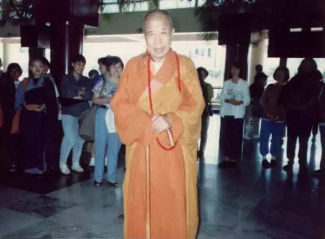 人為什麼瞎？為什麼聾？為什麼啞？
