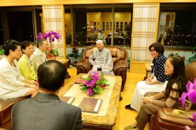 淨空老法師：誦讀無量壽經殊勝；還是誦讀地藏經好？