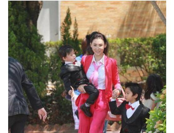 謝霆鋒與王菲只戀愛不結婚，不是因為張柏芝，劉嘉玲道出真相！