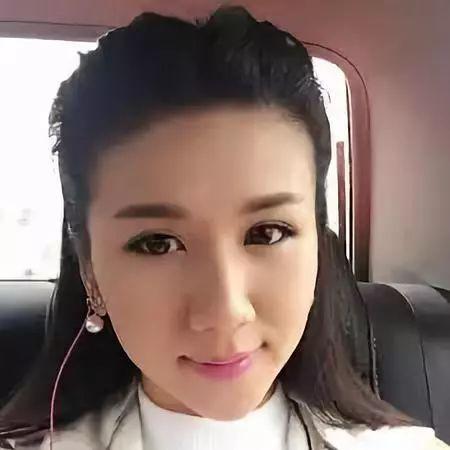 已拍拖半年多！31歲TVB小花被踢爆戀情後終於大方認愛~~~