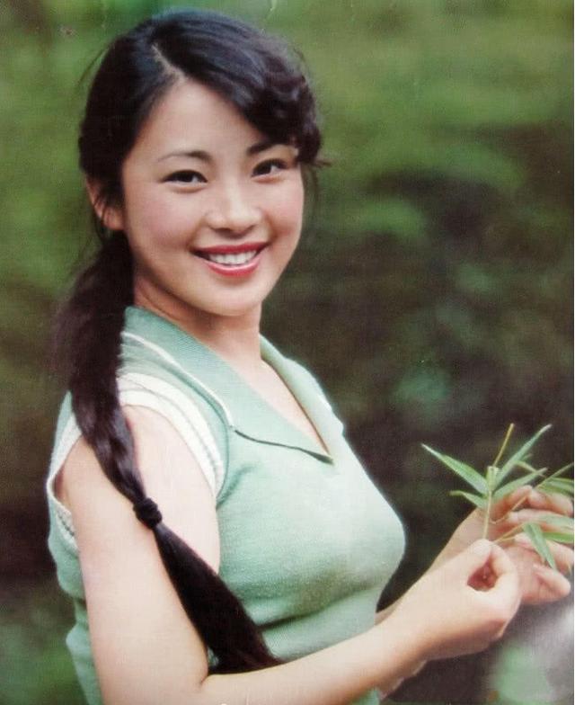 李連杰前妻東山再起，坐擁身家數十億，再談李連杰直言不是好男人！