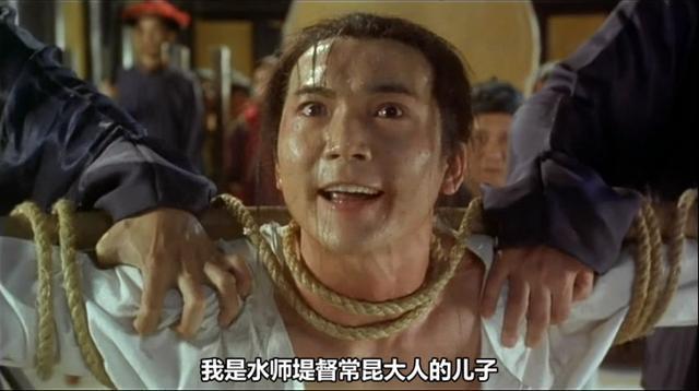 拜師洪金寶，打入好萊塢，娶頂級名模，他才是人生的大贏家