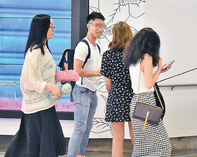 TVB上位小花棄幕前讀法律，沒壓力下心寬體胖長腿變粗腿！