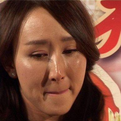  整容失敗的她滿臉玻尿酸，豪門夢破碎，網友：還我當初那個胡靜！