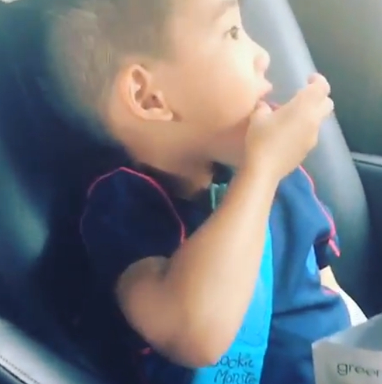 Jasper翅膀真的硬了！見劉畊宏爆肌肉 轉頭狠嗆陳小春