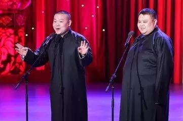 空姐揭秘和明星那點事兒，耍大牌很常見，最搞笑的是他！