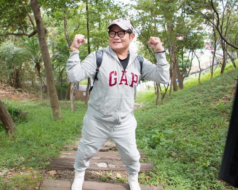 遺體變成冰塊再震碎！許效舜豁達看待生死，透露已買好塔位，未來想嘗試「冰葬」！
