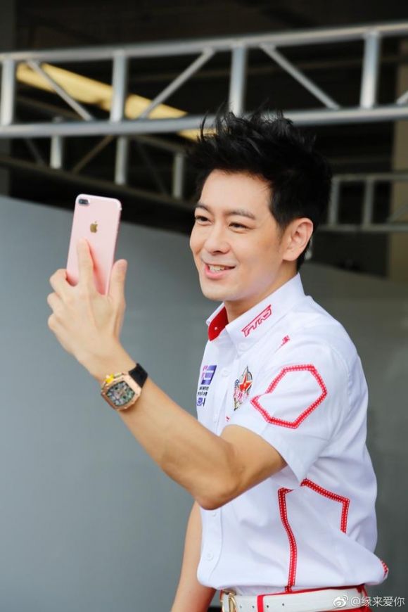 【連他都嫌貴！】「娛樂圈第一果粉」林志穎堅決不買新iPhone XS Max！只因為這2個缺點！