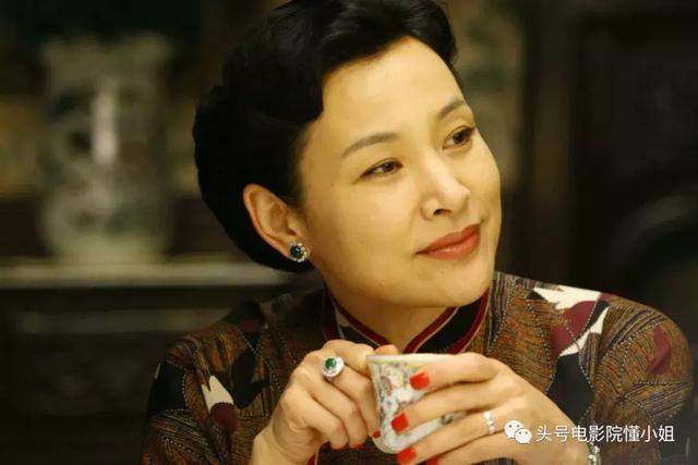 《如懿傳》這兩個女人在銀幕上「斗」了30年，比孫儷蔡少芬更老辣！