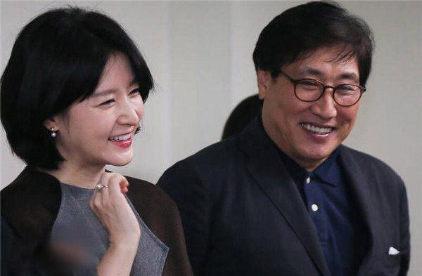 媒體曝47歲李英愛將帶女兒參加節目，7歲女兒甜美可愛顏值很高！