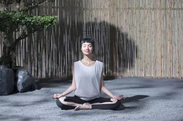 TVB小花成半億索爆人妻，憑《夸世代》一角再度備受關注~~~